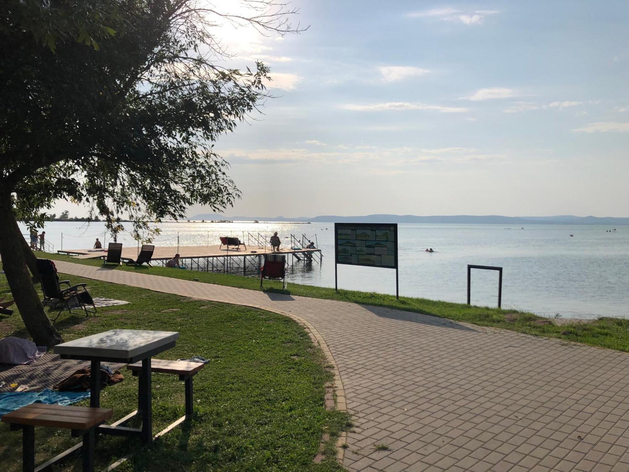 Vadszilva Apartman Balatonoszod Extérieur photo