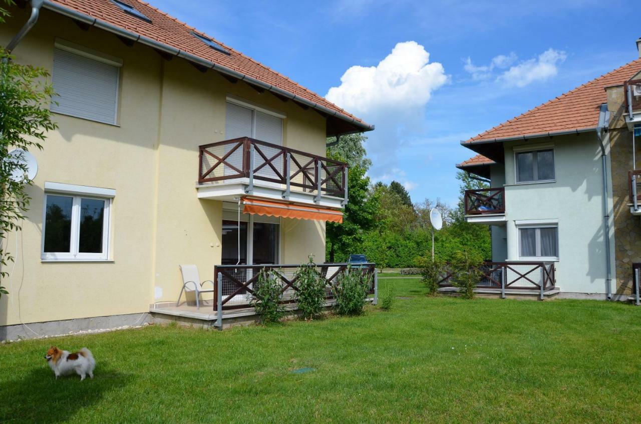Vadszilva Apartman Balatonoszod Extérieur photo